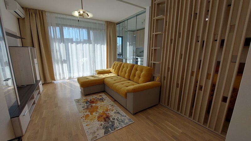 Tineretului, Timpuri Noi, garsoniera studio lux, parcare.