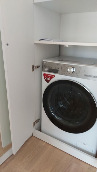 Tineretului, Timpuri Noi, garsoniera studio lux, parcare.